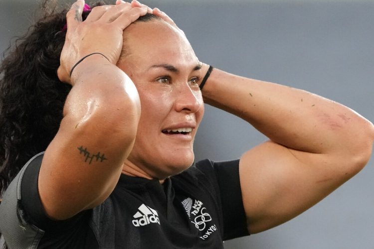 New Zealand beats France to clinch gold in women's rugby 7s